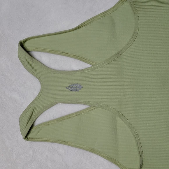 FP Movement Free Throw Crop Tank Top Brushed Pistachio Small Ribbed Racerback S - Picture 7 of 13